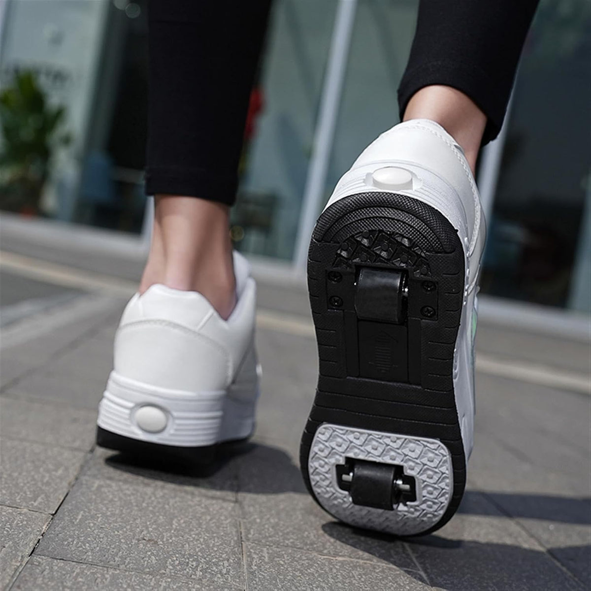 Kids Roller Sneakers with Detachable Wheels, Unisex Casual Skating Shoes, Trendy All-Season Round Toe Lace-up Sneakers for Party, Birthday