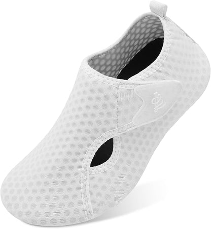LeIsfIt Water Shoes for Women Men Wide Swim Beach Barefoot Shoes Quick Dry Aqua Socks for Pool Diving Boating River Yoga Lake Surf