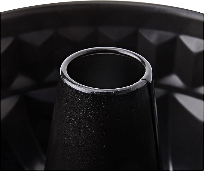 IBILI Steel Bundt Cake Pan Nonstick  Made in Spain  9-Inch Round Fluted Mold for Bundt Cakes, Chocoflan, and Gelatin, Durable PFOA-Free Coating, Gift for Women Men, Bakers and Home Chefs