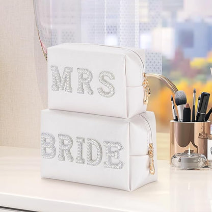 Etercycle Bride Letter Makeup Bag, Bride To Be Gifts Bling Pearl Rhinestone Patch Cosmetic Bag, Waterproof PU Travel Toiletry Bag for Bachelorette Party Women Wedding Bridal (Silver)