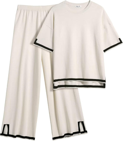 Size Small. This 2-piece loungewear set features a soft, stretchy knit fabric and a stylish design that's perfect for relaxing at home or going out.