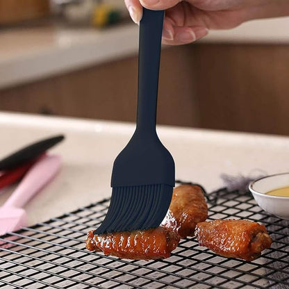 Food Grade Silicone Oil Brush,Spread Evenly High Temperature Resistant,Barbecue Brush Small Silicone Brush,for Barbecue Oil for Kitchen Black 21cm