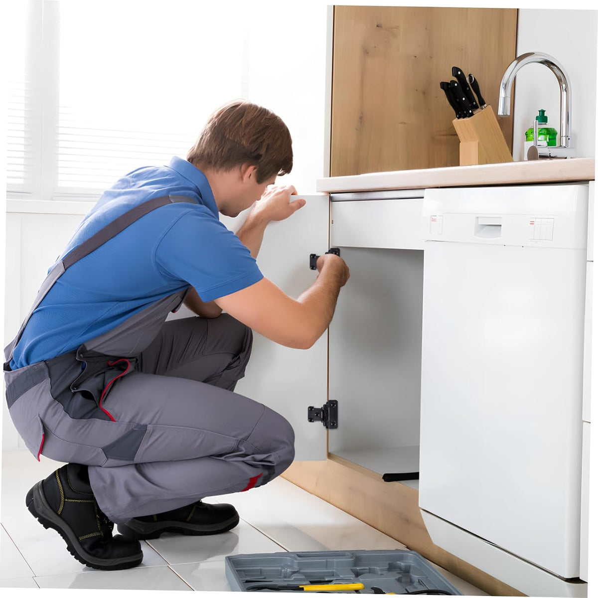 Mipcase 3sets Overlay Cabinet Hinges Soft Close Function Self-Closing Design for Kitchen Cabinets Easy to Install Semi-Concealed Hinges for Decor