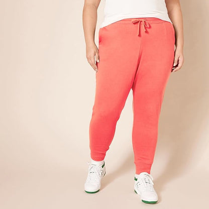 Essentials Women's Fleece Jogger Sweatpant (Available in Plus Size)