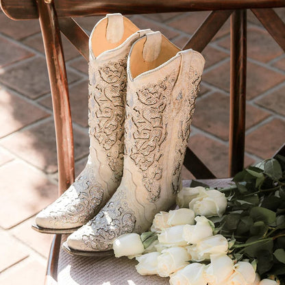 Boots women's White Western Snip Toe Wedding Boots