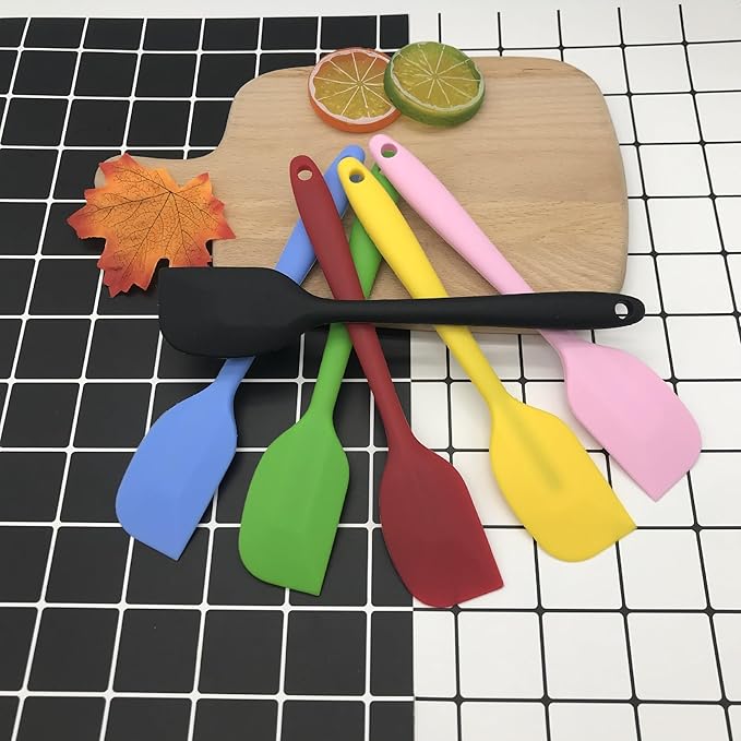 Spatula, 8.3 x 1.6 Inch Silicone Spatula Non Stick Cookware Food Grade Heat Resistant Spatulas for Cooking Baking Mixing, Dishwasher Safe (Green)