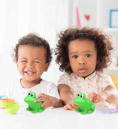 DolliBu Frog Bath Buddy Squirter - Floating Green Frog Rubber Bath Toy, Fun Water Squirting Bathtime Play for Toddlers, Cute  Soft Animal Toy for The Bathtub, Beach  Pool for Girls  Boys - 3 Inch