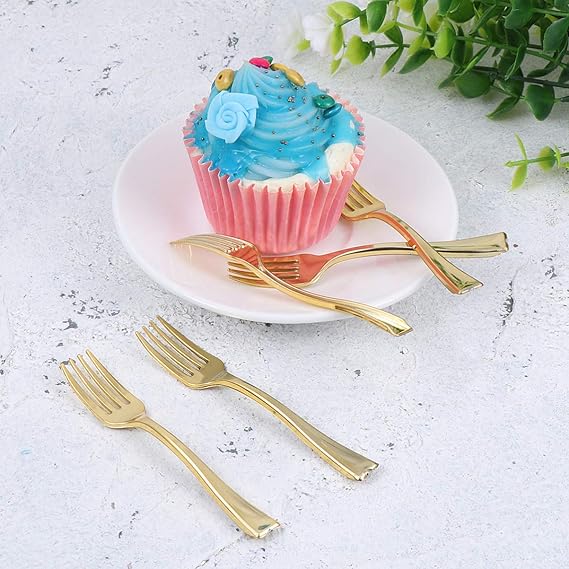 Cabilock 24pcs Disposable Mini Fork Fruit Dessert Pudding Forks Mini Plastic Tasting Forks for Appetizer Desserts Cocktail Cake Fruit Wedding Party Gold