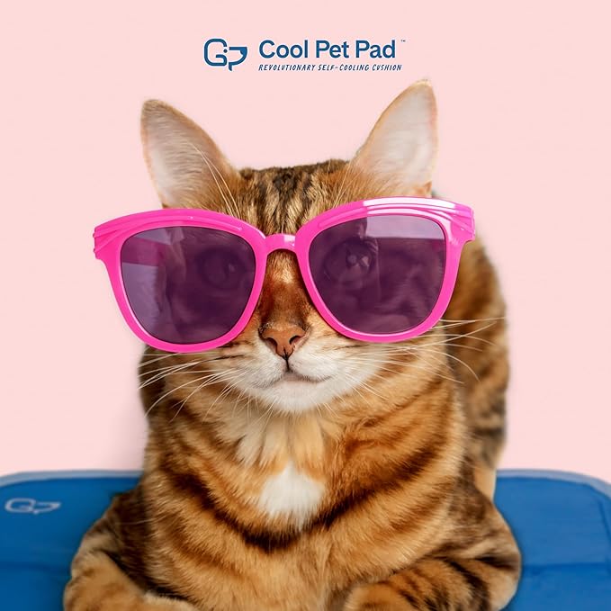 The Green Pet Shop Cool Pet Pad - Medium, Blue - Self-Cooling, Pressure Activated Mat for Dogs  Cats from 21-45 lbs - Non-Toxic Gel, No Water Needed