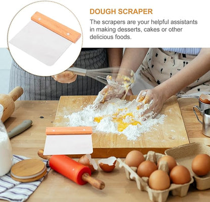 Beech Flour Cut Bench Scraper Stainless Steel Dough Scrapers Cake Smoother Pastry Scraper for Baking Food Scraper with Handle Cream Scraper Stainless Steel Pastry Scraper