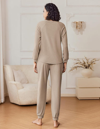 Ekouaer Womens Fuzzy Fleece Pajama Sets Long Sleeve Jogger Sets Comfy Sleepwear Loungewear with Pockets.