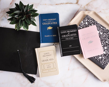 God's Promises for Graduates: Class of 2025 - Black NIV: New International Version – The Perfect Christian Graduation Gifts to Celebrate Your Grad