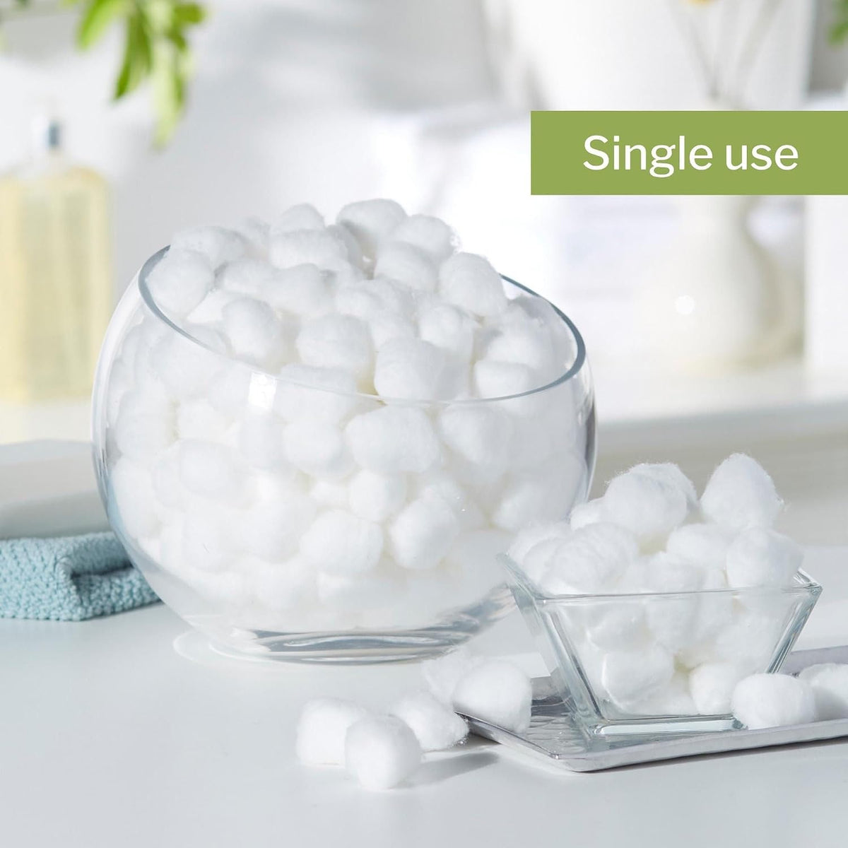 Clinique Cotton Balls, 1,000 Count (Large, 1.25")