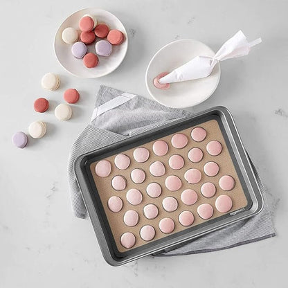 Silicone Baking Mat, Reusable Food Baking mats Non-Stick Reusable Pizza Bakeware Mat for Making Macaroon, Pizza, Cookie, Pastry, Bread, Bun, 42  29.5cm16.54  11.61 in