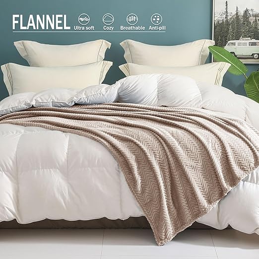 Exclusivo Mezcla Camel Fleece Throw Blanket for Couch Bed, Super Soft Cozy Blankets with Decorative Wave Textured, Lightweight Plush All Season Use, 50x70 Inches