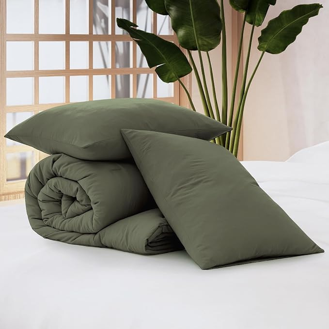 WRENSONGE Queen Comforter Set - 3 Pieces Olive Green Comforter Prewashed Soft Lightweight for All Seasons,Fluffy Down Alternative Comforters Queen Size with 2 Pillow Shams