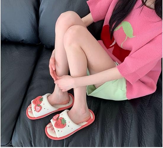 Women Kawaii Slippers Indoor Linen Slippers Strawberry Linen Cotton Slippers Home Floor Non-Slip Slides