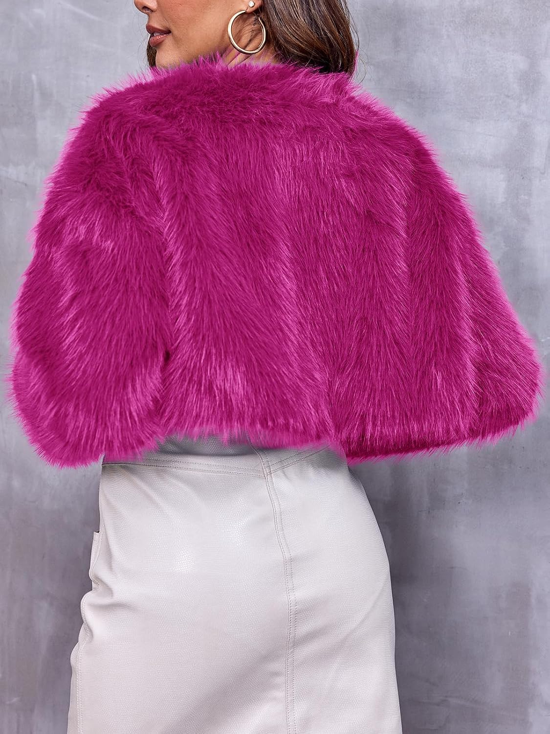 Danedvi Women's Fashion Cropped Faux Fur Jacket Long Sleeve Open Front Cardigan Casual Fluffy Parka Shaggy Short Coat.