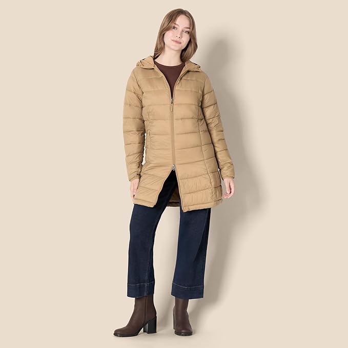 Essentials Women's Lightweight Water-Resistant Packable Hooded Puffer Coat (Available in Plus Size)
