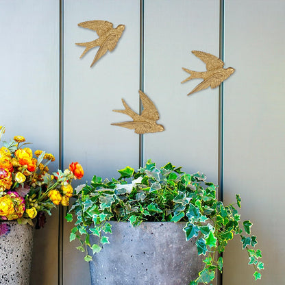 DOITOOL Flying Swallow Wall Hanging 3D Bird Wall Art Decor Sculpture for Bedroom Living Room Garden Home Accent Ornament 4.72X3.54X0.59In