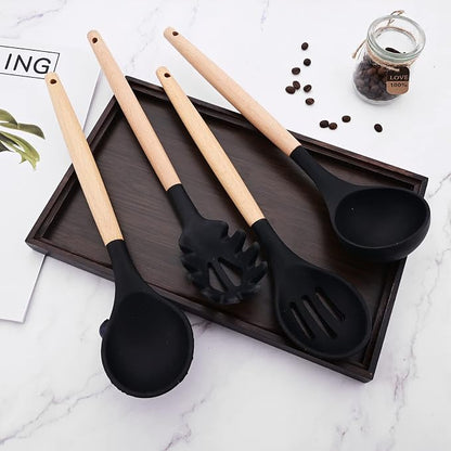 1pc Black Pasta Server, Silicone Pasta Fork with Wooden Handle, Noodle Spoon & Strainer