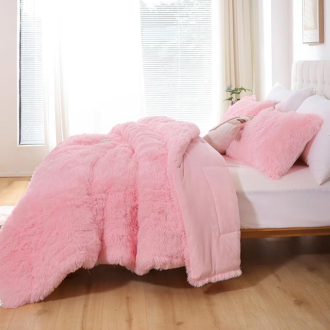 Smoofy Fluffy Full Size Comforter Set, Faux Fur Pink Comforter Set, Luxury Fuzzy Bedding Set, Soft Shaggy Full Bed Set for All Season, 3 Pieces - 1 Comforter & 2 Pillowcases