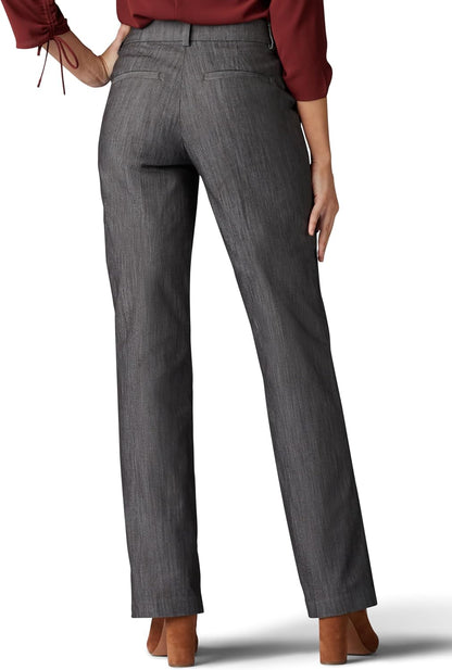 These versatile Lee women's trousers feature a flexible, non-binding waistband for all-day comfort and a classic, work-appropriate style.