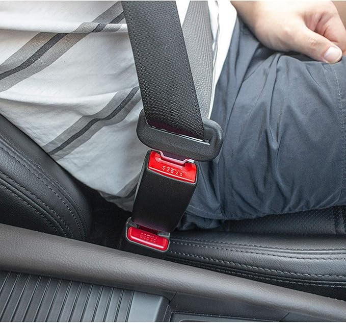 4pcs Car Seat Belt Clips, Car Seat Belt Insert Metal Tongue, Seat Safety Belt Buckle Auto Metal Seat Belt Clip, Universal for Most Vehicle. (Black)