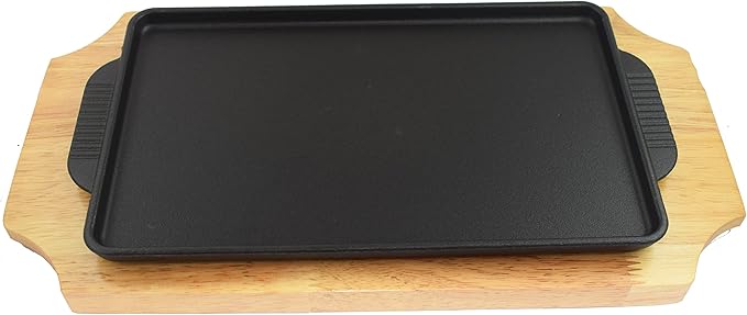 8" x 5" Cast Iron Rectangular Skillet w/Rubberwood Trivet