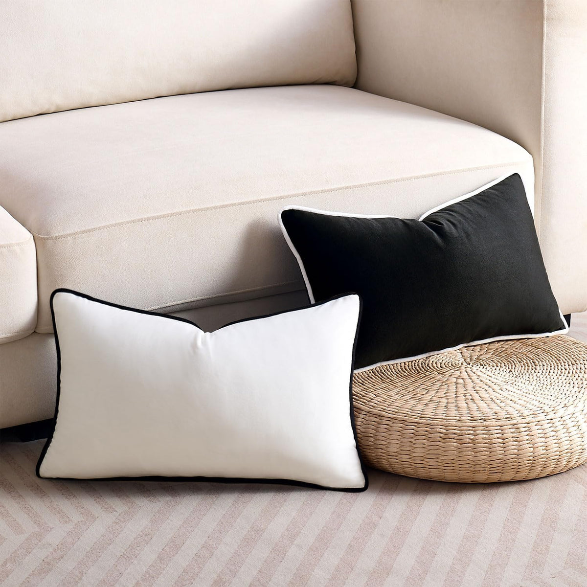 Black and White Pillow Cover Velvet Pillow Covers Set of 2 Modern Pillowcases Comfortable Soft Lumbar Pillow Cover with Elegant Design Fall Pillow Covers Cushion Case for Couch Bedroom Living Room
