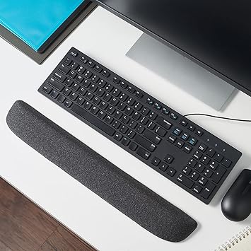 Staples 24339940 Gel Keyboard Wrist Rest 18.66 in x 2.8 in x 0.91 in Black