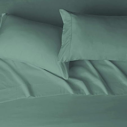 Basics Lightweight Super Soft, Breathable Easy Care Microfiber 4-Piece Bed Sheet Set with 14-Inch Deep Pockets, Queen, Emerald Green, Solid