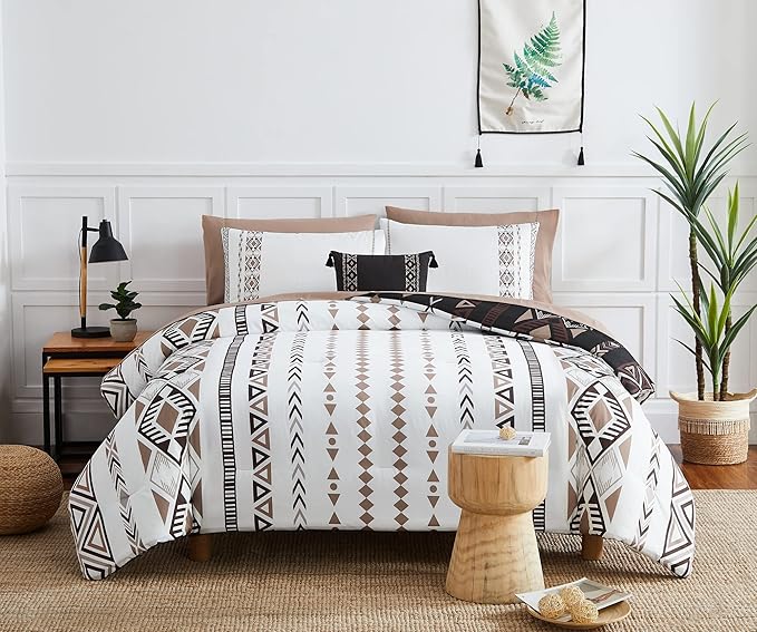 Geniospin King Size Comforter Set, Boho Bed in a Bag 8-Pieces Bedding Set, Reversible Aztec Design, Lightweight, Warm and Breathable (Brown, 102x90 Inches)