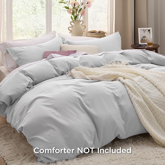 Bedsure Light Grey Duvet Cover Queen Size - 3 Pieces Prewashed Extra Soft Bedding Set, Includes 1 Duvet Cover 90x90 Inches with Zipper Closure  2 Pillow Shams, Comforter Not Included