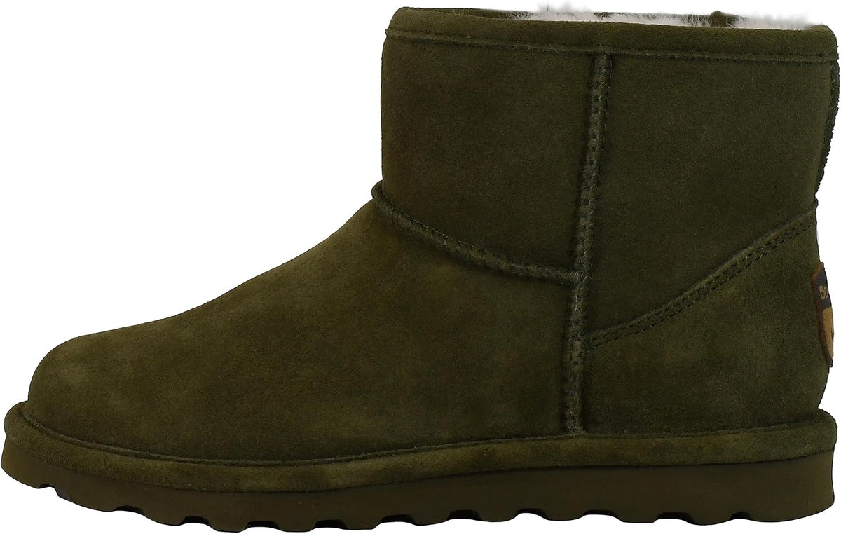 Size 6 BEARPAW Women's Alyssa Boot