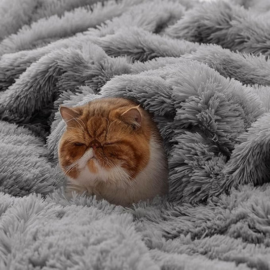 Bedsure Fluffy Grey King Size Blanket for Bed, Thick Soft Sherpa Faux Fur Fleece Bedding Fuzzy Plush Winter Warm Heavy Oversize Big Large King Blanket, Cozy Grey Gifts for Men Women, 108x90