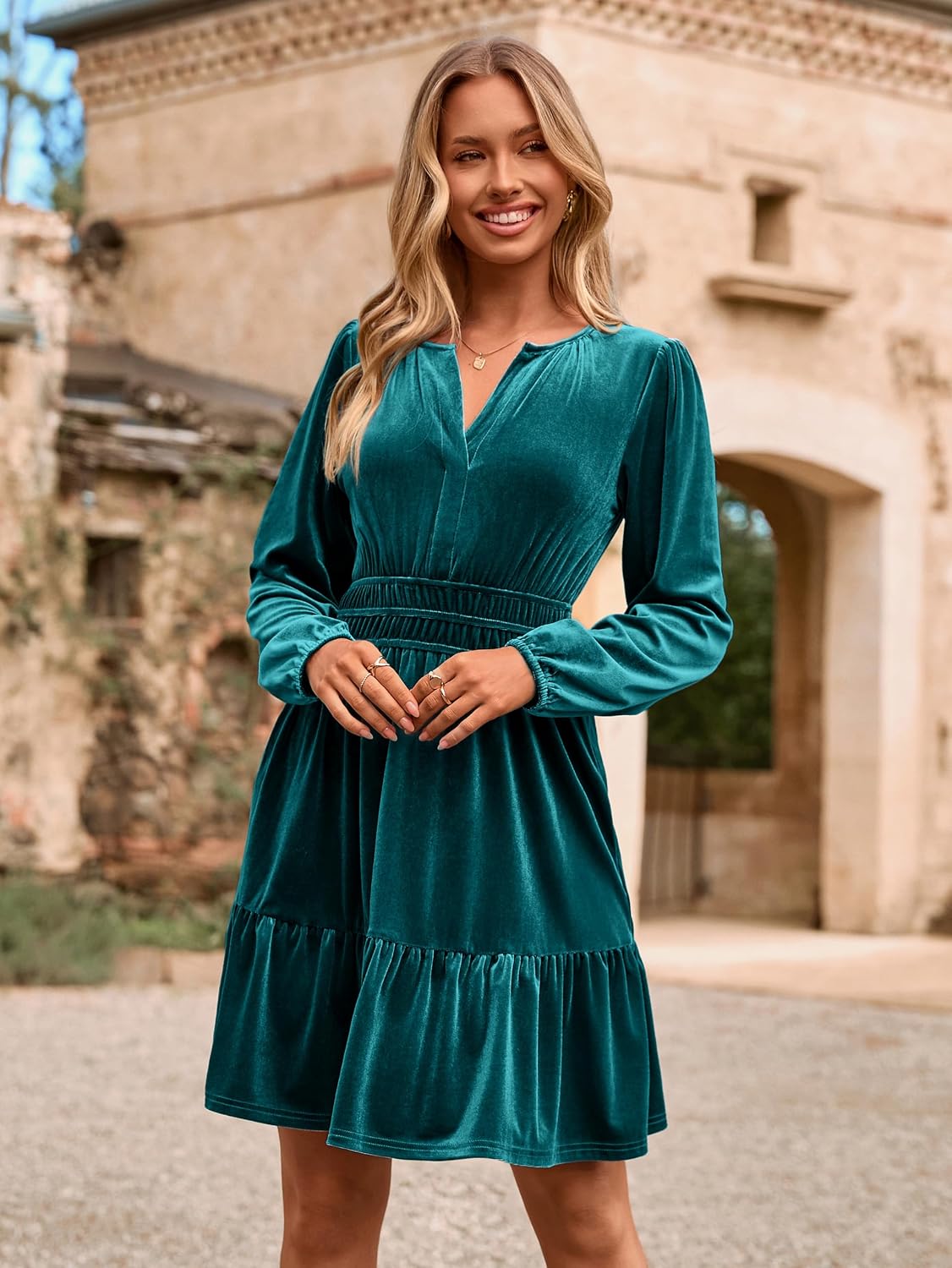 Simplee Womens Velvet Dress 2025 Fall Cocktail Long Sleeve Empire V Neck Wedding Guest Holiday Mini Dresses with Pockets