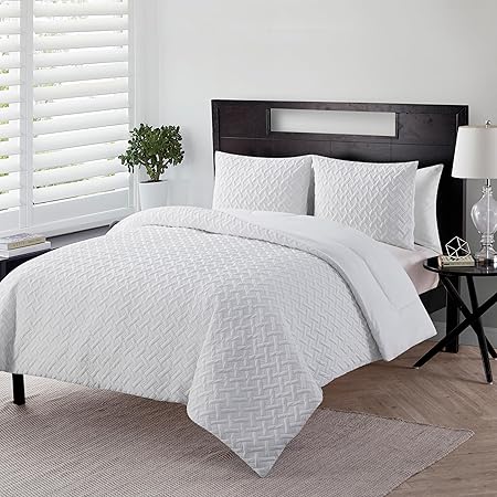 VCNY Home - Twin Comforter Set, 2-Piece Soft  Cozy Bedding with Matching Sham, Stylish Room Decor (Nina White, TwinTwin XL)
