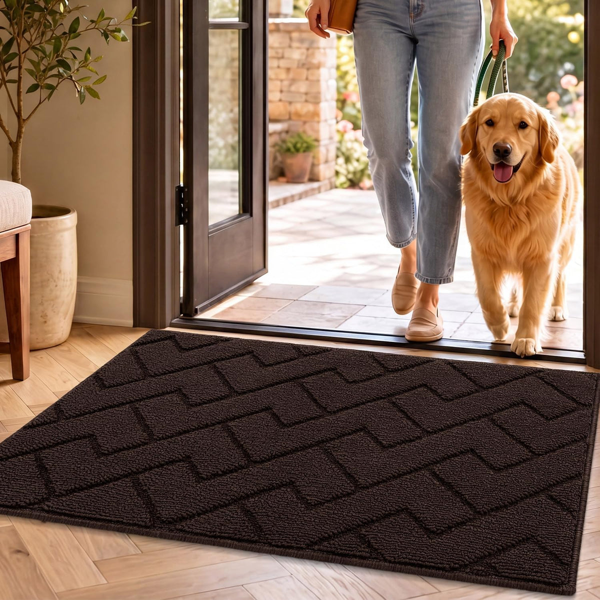 Indoor Doormat,Welcome Door mat,Non Slip Door Mats 20"x32" Absorbent Resist Dirt Entrance Inside Floor Mats for Entryway Washable Low-Profile(Coffee)