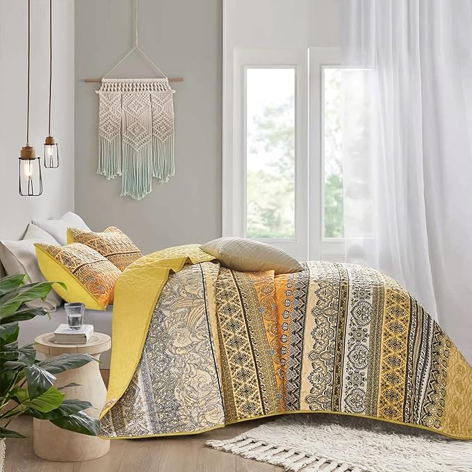 WONGS BEDDING Yellow Orange Bohemian King Quilt, Boho Quilt King Size, Lightweight Microfiber Bed Decor Bedspread for All Season 103"x90"(3 Pieces)