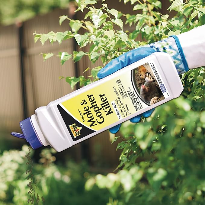 REVENGE Moletox Mole  Gopher Killer Poison Bait Granules, 1 lb. Ready-to-Use Control for Pocket Gophers in Lawn