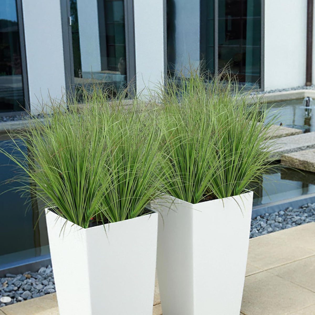 Artificial Grass Plants Outdoor 20 Bundles Fake Wheat Grass UV Resistant Faux Shrubs Bushes Plant Green Onion Grass Artificial Greenery Tall Stems for Indoor Outdoor Office Home Decor