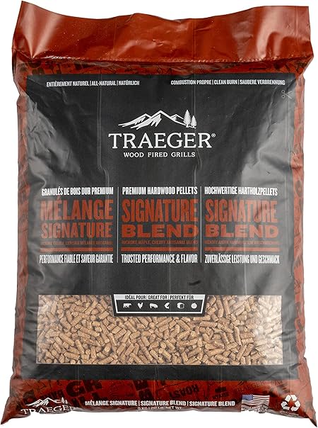 Traeger Signature Blend Wood Pellets - 20 lb