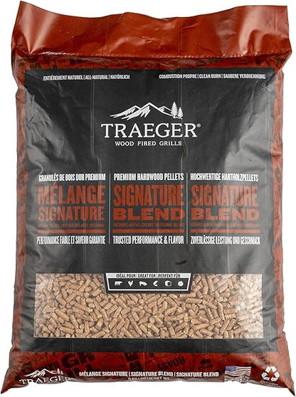 Traeger Signature Blend Wood Pellets - 20 lb