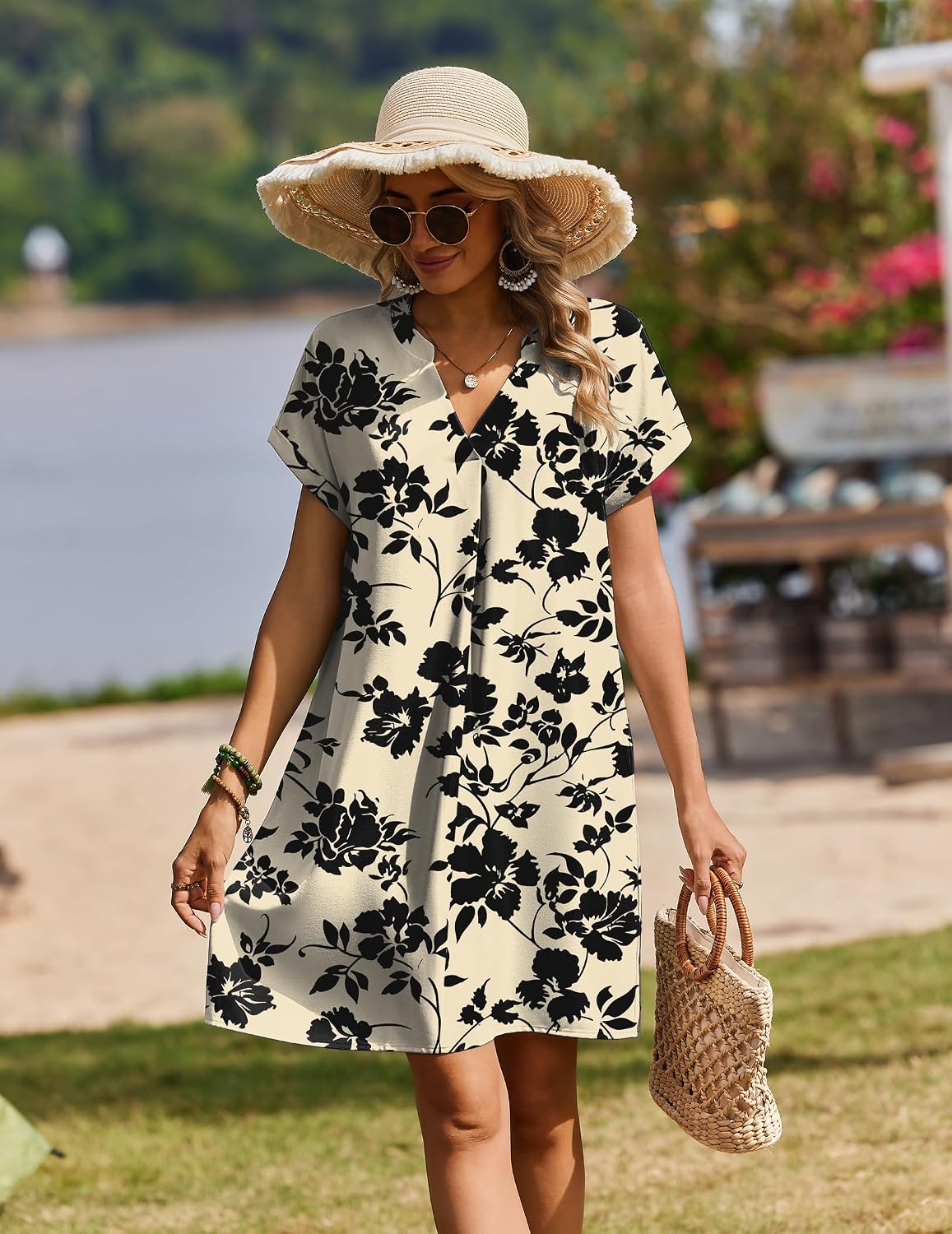 Summer Dresses for Women Short Sleeve Shift Dress V Neck Casual Mini Beach Vacation Boho Sundress with Pockets