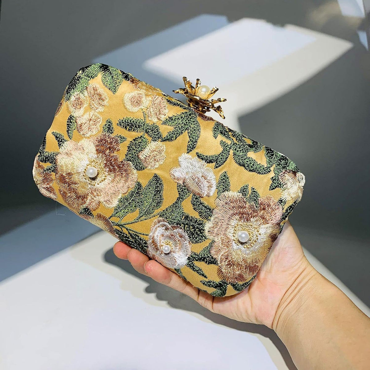 HUFFA Women Embroidery Flowers Evening Clutch Bags Diamond Banquet Shoulder Bags Wedding Dinner Wallets Purse (Color : Blue)