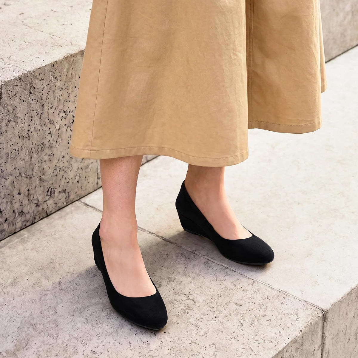 Women's Debbie Mid Wedge Heel Pump Shoes