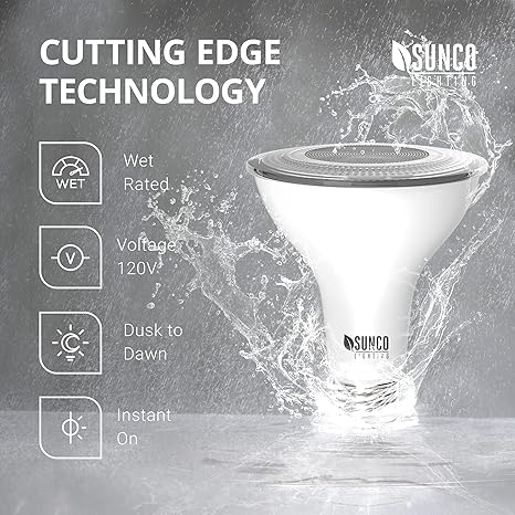 Sunco Dusk to Dawn LED Outdoor Light Bulb PAR30, Flood Light Bulbs for Patio Porch, 11W (75W Equivalent), 850 LM, 5000K Daylight, Non-Dimmable, Photocell Sensor UL 2 Pack