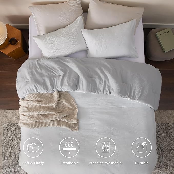 Bedsure King Size Comforter Set, Reversible White Soft Prewashed Bedding for All Seasons, 3 Pieces Warm Down Alternative Bed Set, 1 Lightweight Comforter (104"x90") and 2 Pillowcases (20"x36")