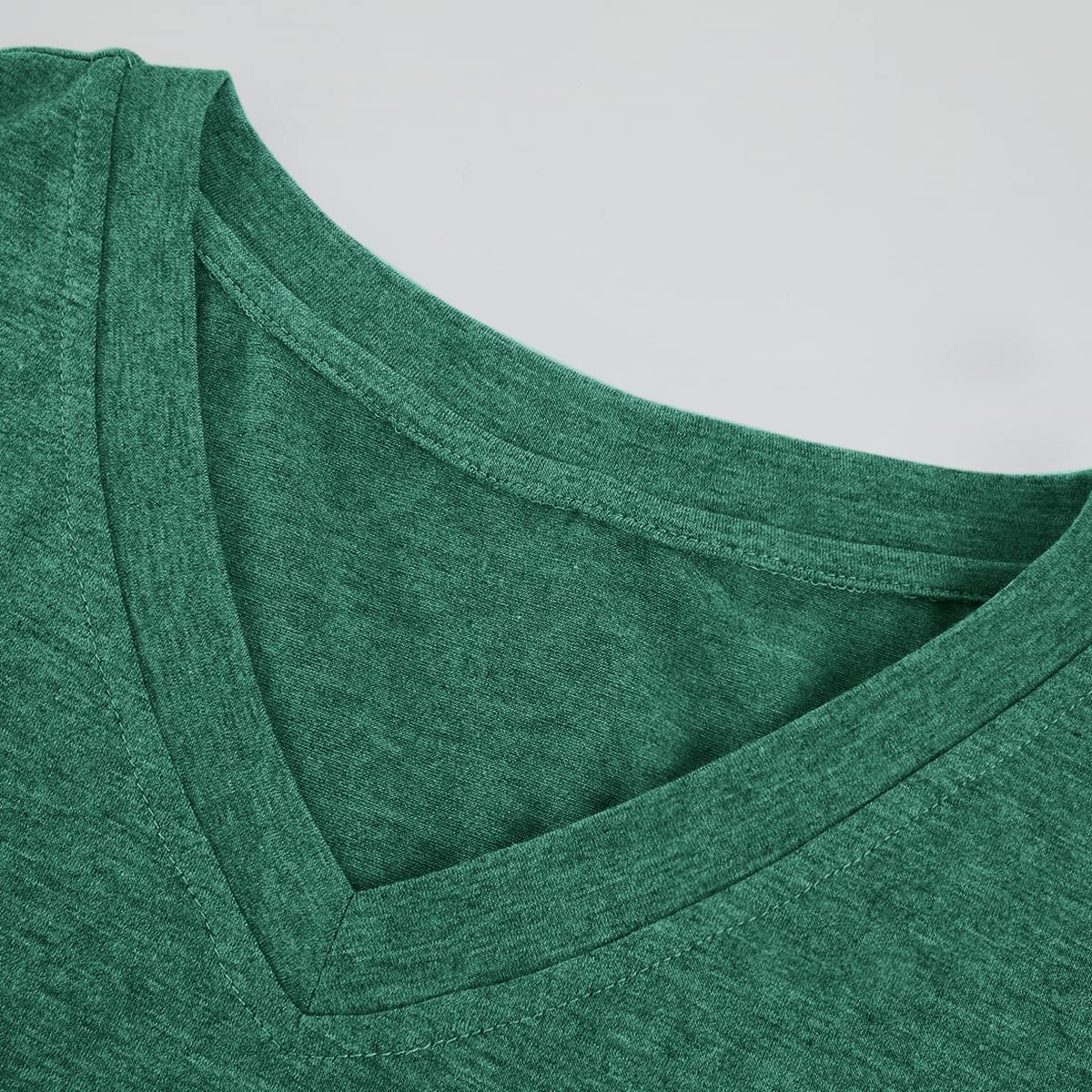 DHIGALI Mens Short Sleeve Pocket T-Shirts Casual Summer Cotton V Neck Tee Tops